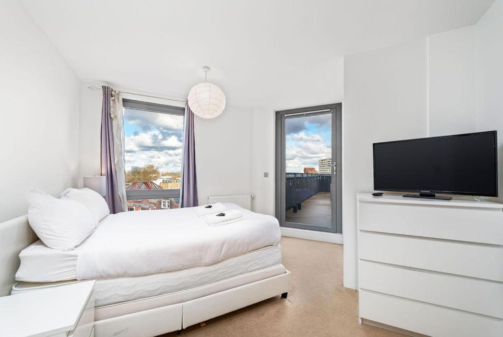 Modern Serviced 3-Bedroom Flat In East London Eksteriør bilde